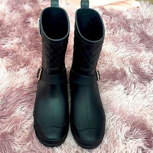 Black Rain Boots